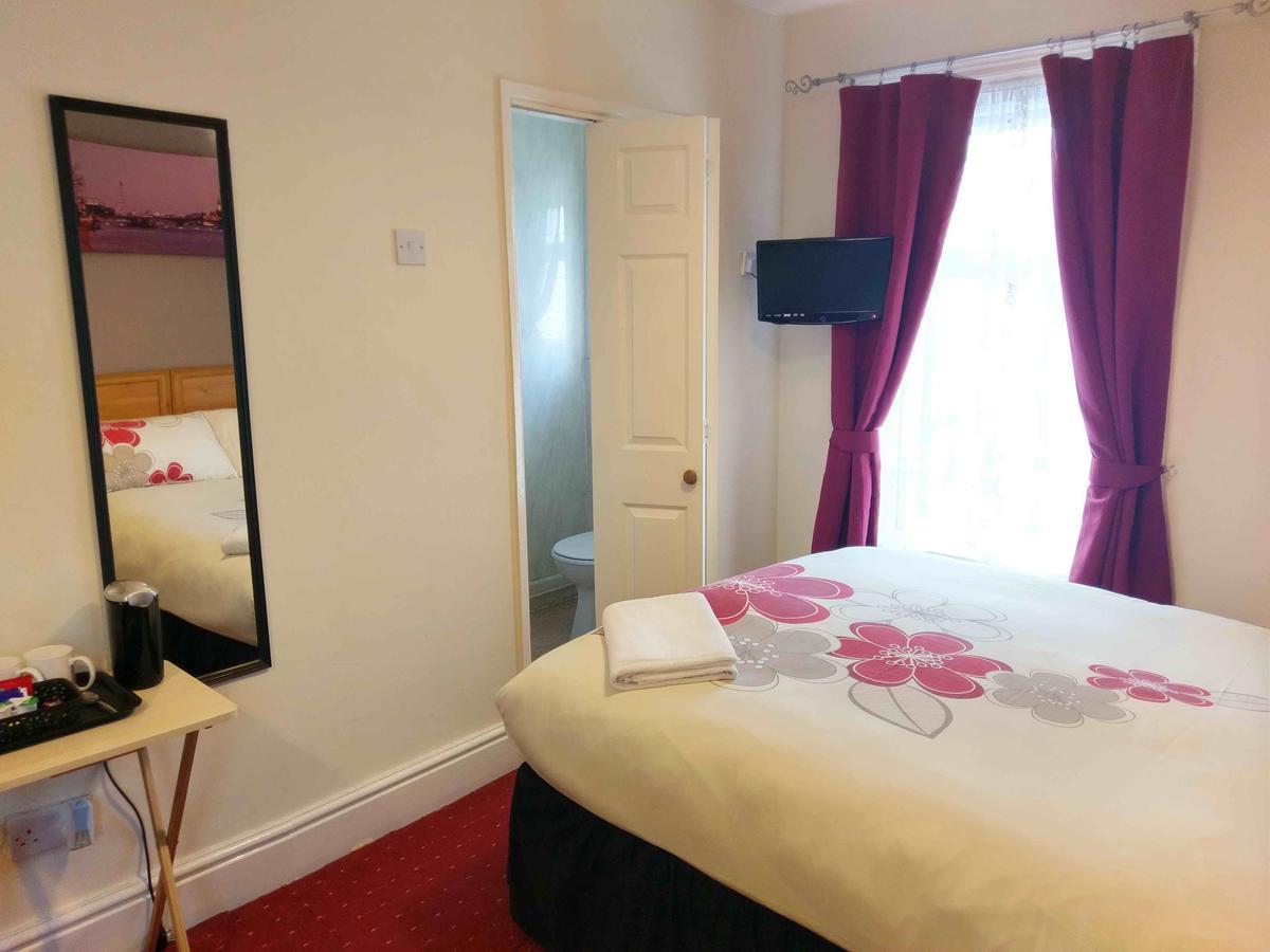 Ringbane House Panzió Blackpool Kültér fotó