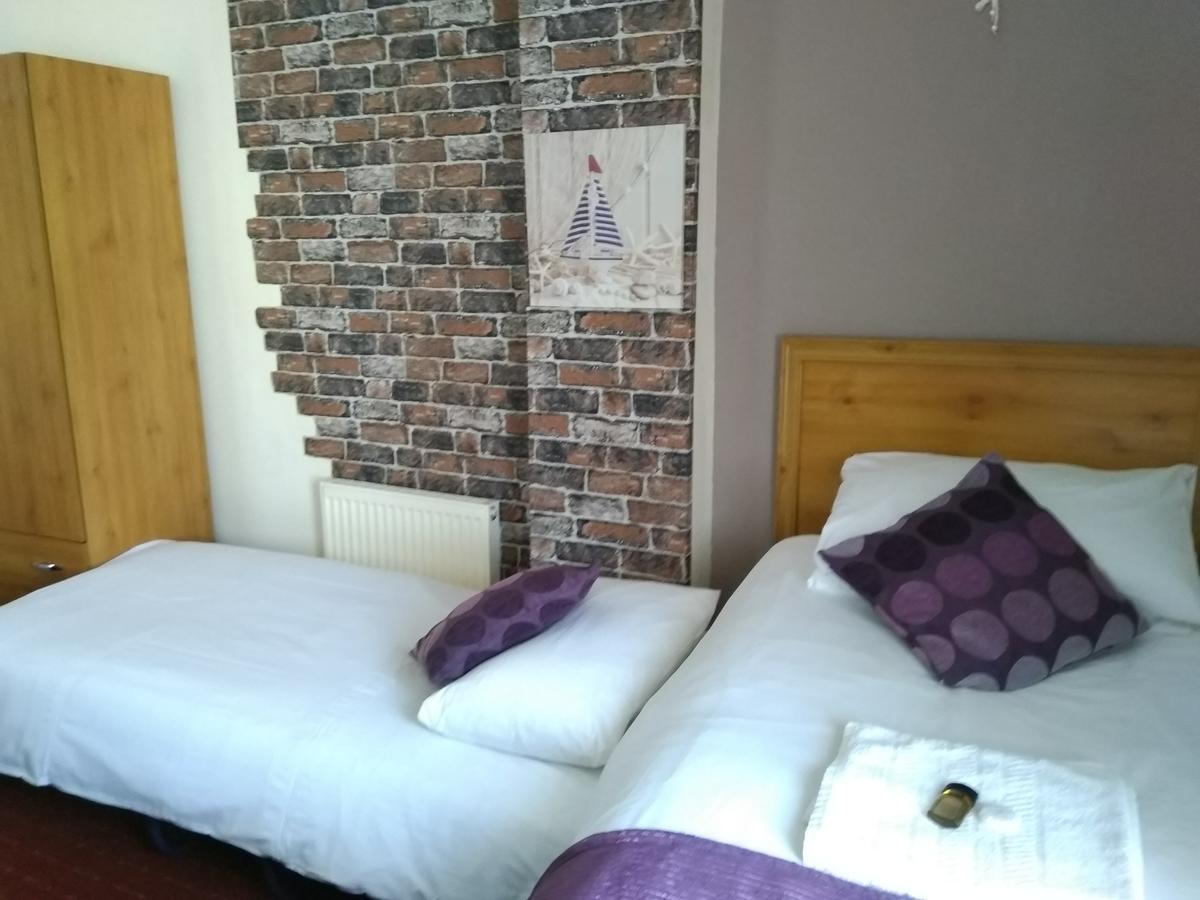 Ringbane House Panzió Blackpool Kültér fotó