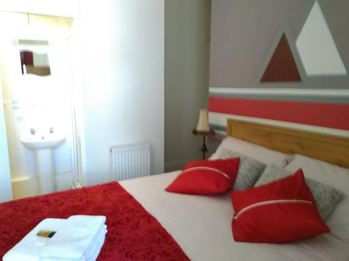 Ringbane House Panzió Blackpool Kültér fotó